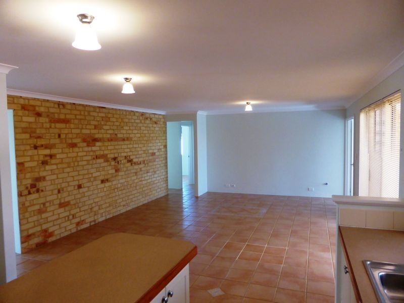 7 Canouan Loop, Secret Harbour WA 6173