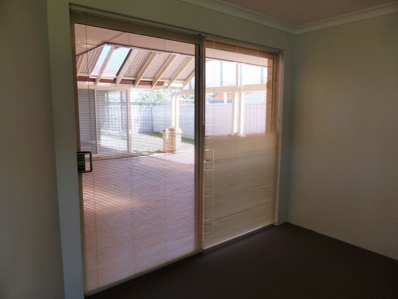 7 Canouan Loop, Secret Harbour WA 6173