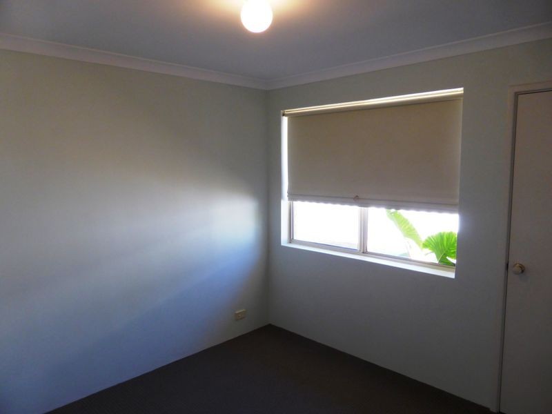 7 Canouan Loop, Secret Harbour WA 6173