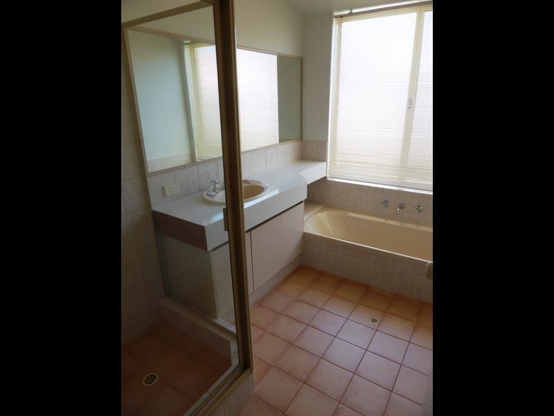 7 Canouan Loop, Secret Harbour WA 6173