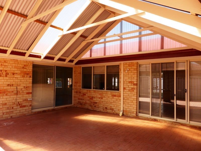 7 Canouan Loop, Secret Harbour WA 6173