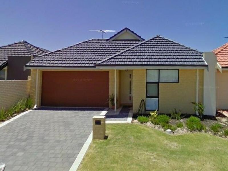 8 Kimberley Drive, Secret Harbour WA 6173