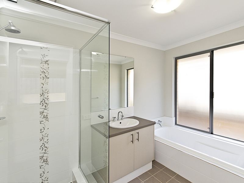 15 Greenock Road, Baldivis WA 6171