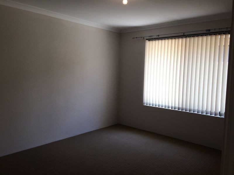 64 Bancoura Parkway, Secret Harbour WA 6173