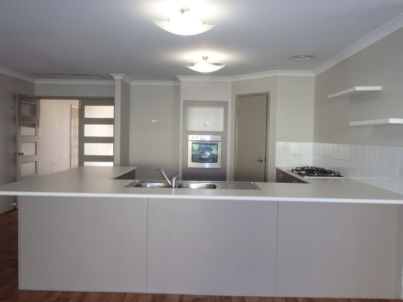 12 Bailey Way, Bertram WA 6167