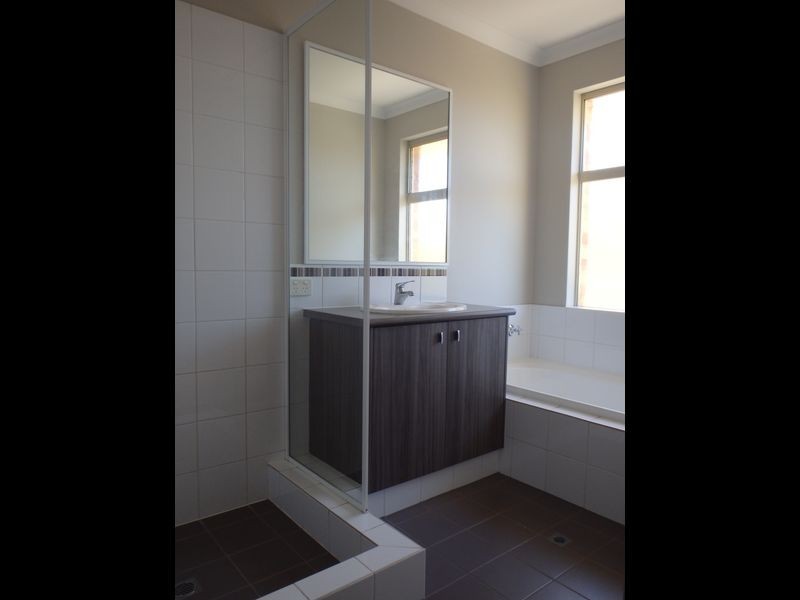 12 Bailey Way, Bertram WA 6167