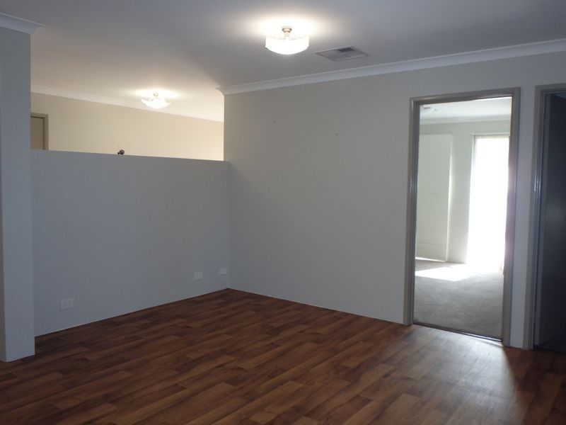 12 Bailey Way, Bertram WA 6167