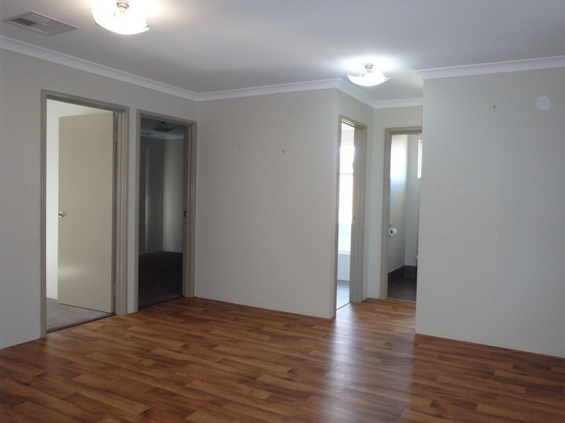 12 Bailey Way, Bertram WA 6167