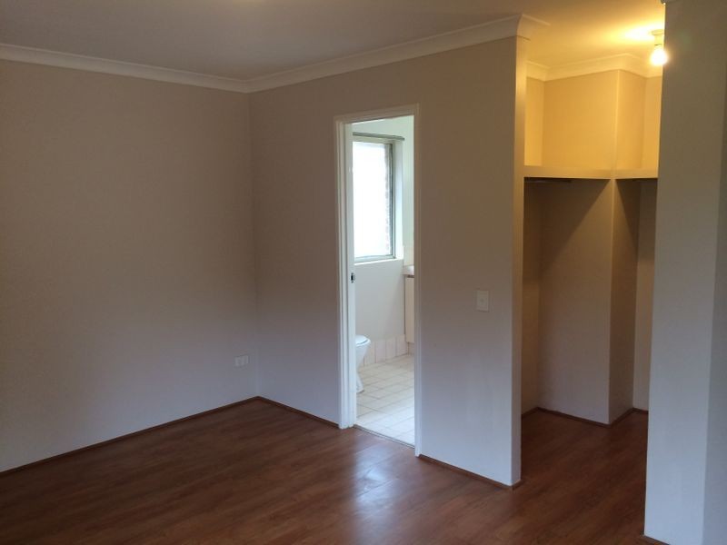 4 Oceanic Court, Port Kennedy WA 6172