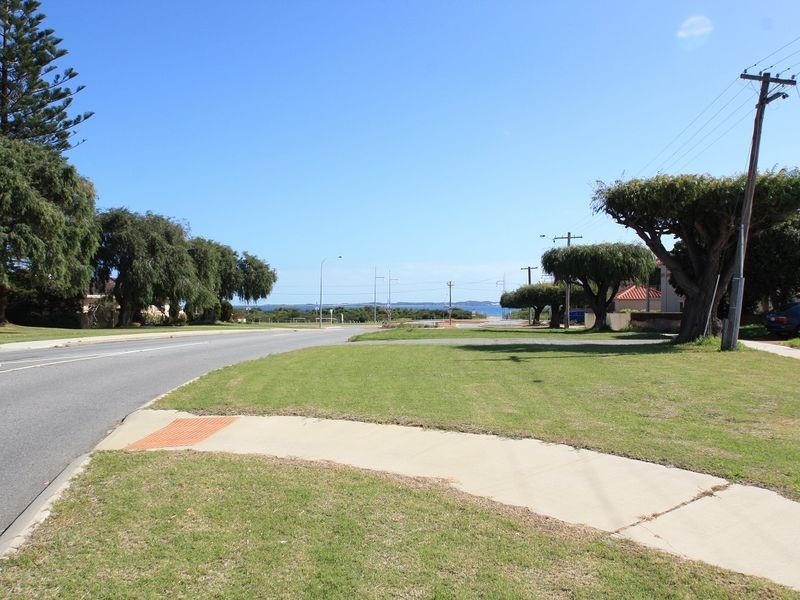 118b Kent Street, Rockingham WA 6168