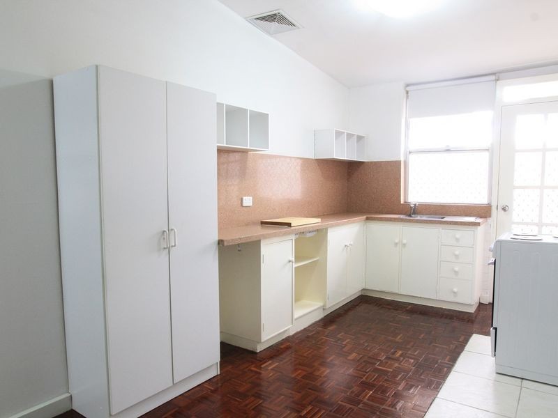 118b Kent Street, Rockingham WA 6168