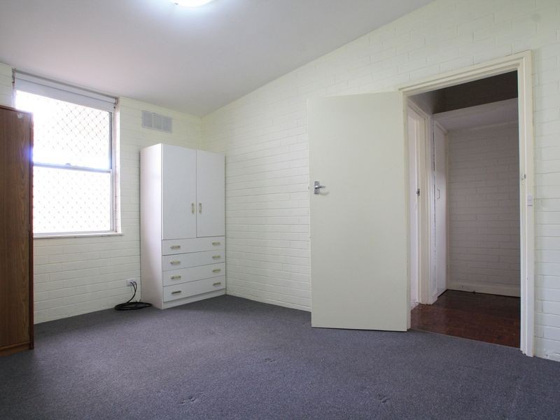 118b Kent Street, Rockingham WA 6168