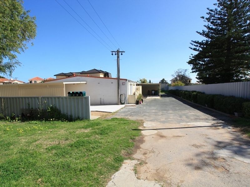118b Kent Street, Rockingham WA 6168