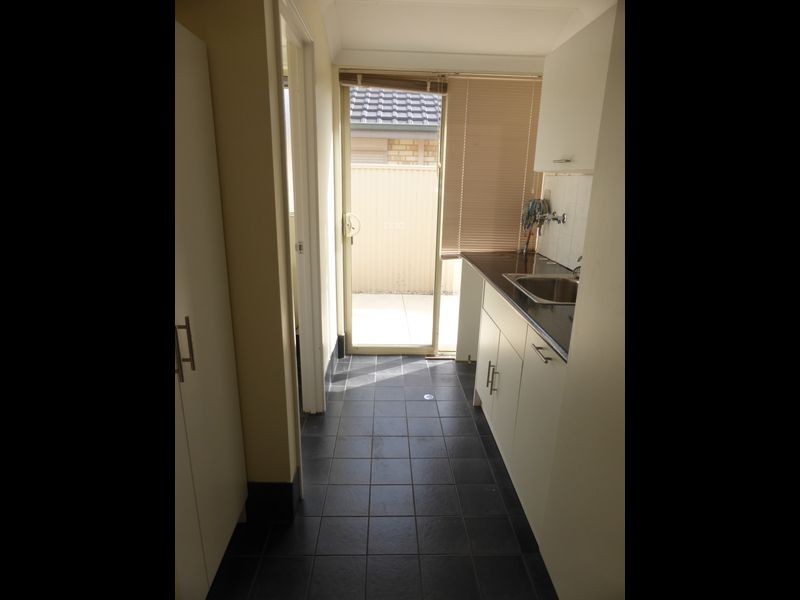 6 Ravenglass Crescent, Waikiki WA 6169