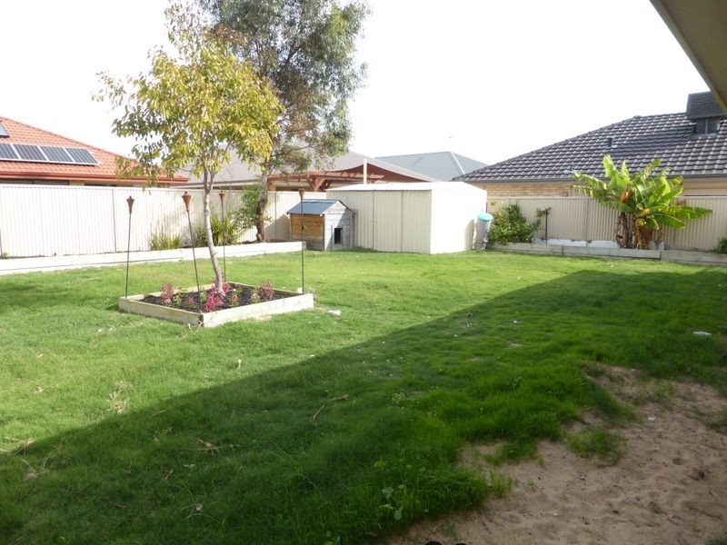 6 Ravenglass Crescent, Waikiki WA 6169