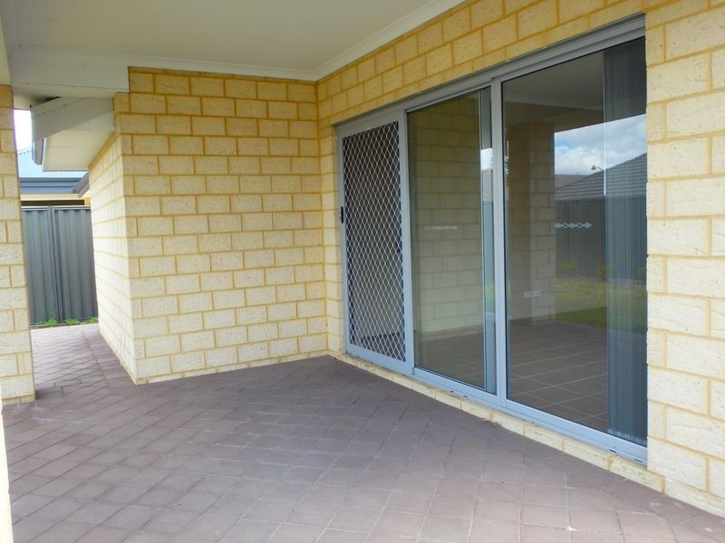 12 Rubens Circuit, Baldivis WA 6171