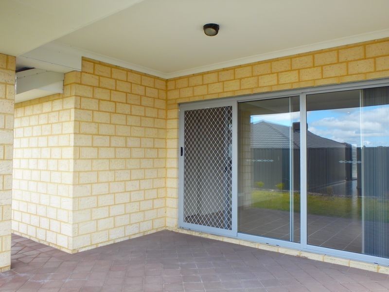 12 Rubens Circuit, Baldivis WA 6171