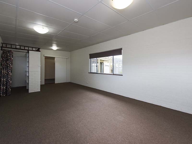 45 Lewington Street, Rockingham WA 6168