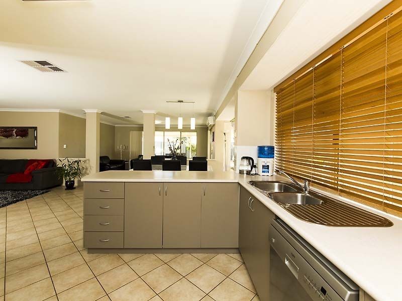 9 Lasseter Street, Baldivis WA 6171