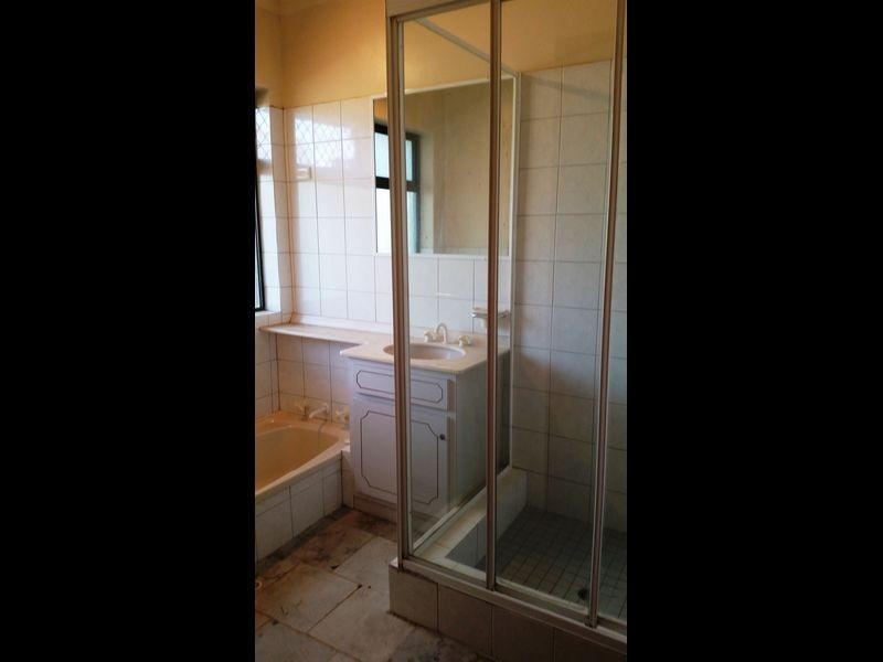 25 Stakehill Road, Karnup WA 6176