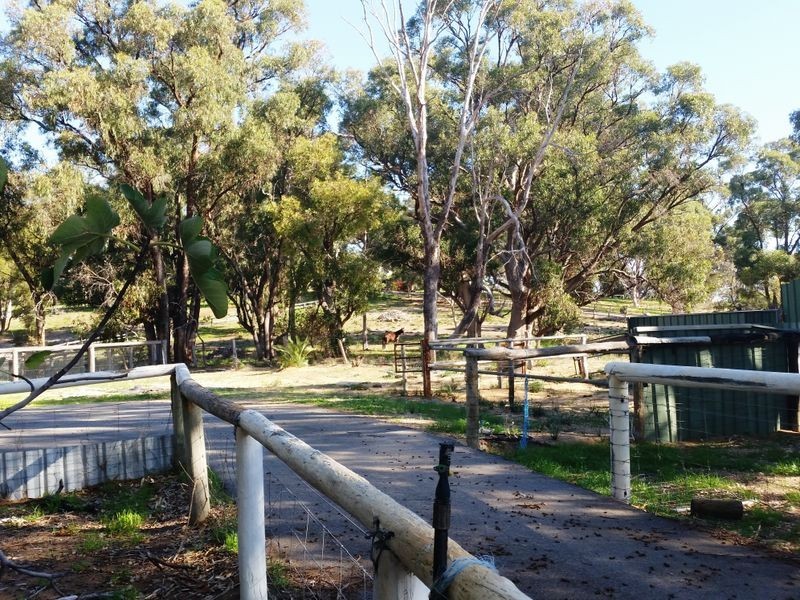 25 Stakehill Road, Karnup WA 6176