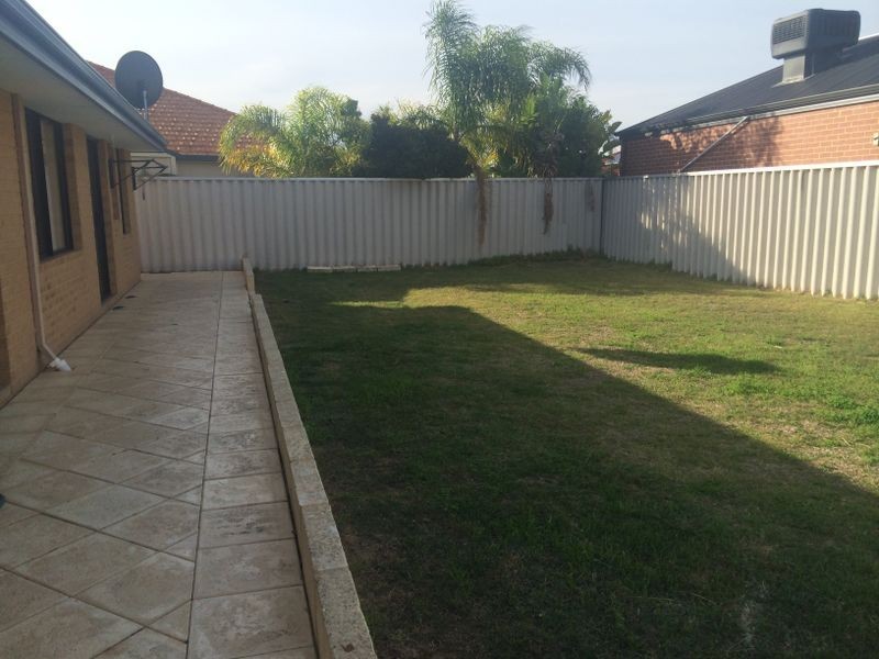 35 Pastrana Cresent, Port Kennedy WA 6172