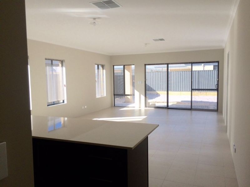 6 Athens Road, Wellard WA 6170