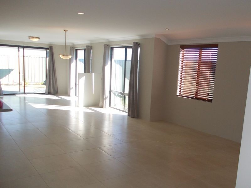 14 Mountain Cove, Baldivis WA 6171