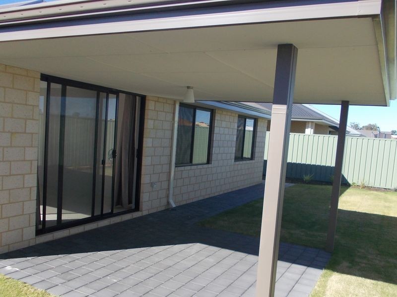 14 Mountain Cove, Baldivis WA 6171