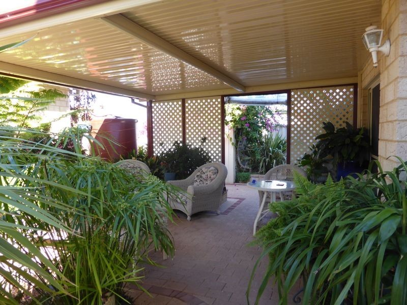 22 Stamford Cresent, Secret Harbour WA 6173