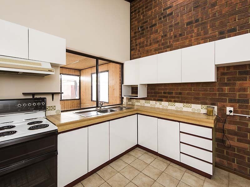 65 Read Street, Rockingham WA 6168