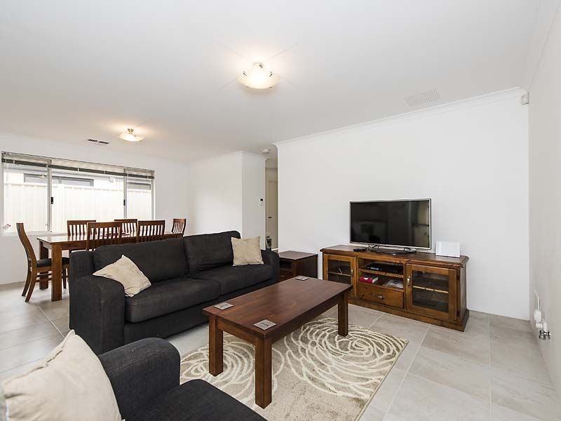 21 Molonglo Crescent, Baldivis WA 6171