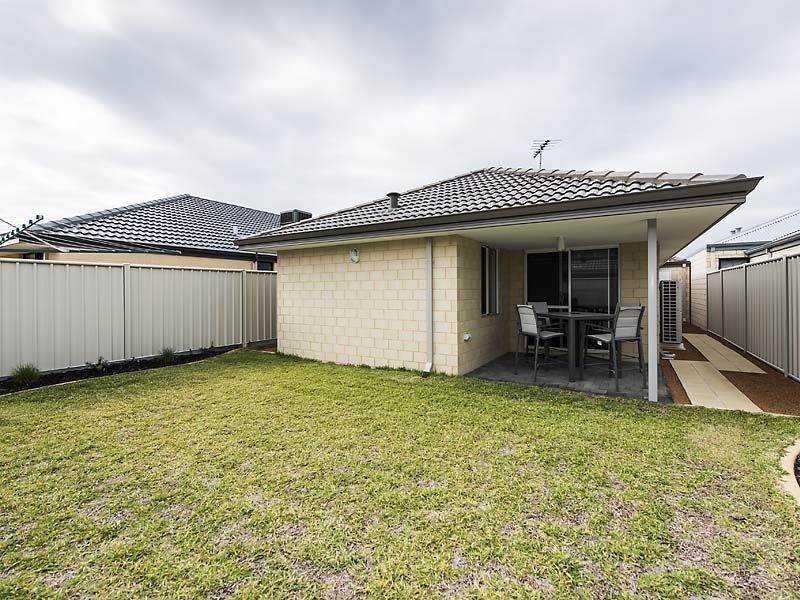 21 Molonglo Crescent, Baldivis WA 6171