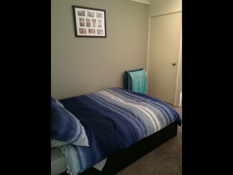 17b Dundee Close, Warnbro WA 6169