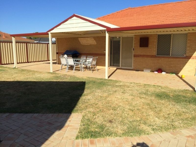 17b Dundee Close, Warnbro WA 6169