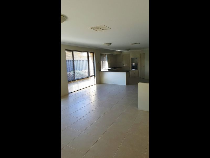 6 Flame Tree loop, Baldivis WA 6171