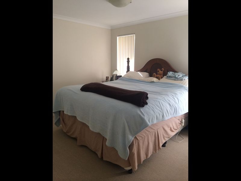 8 Indee pass, Secret Harbour WA 6173