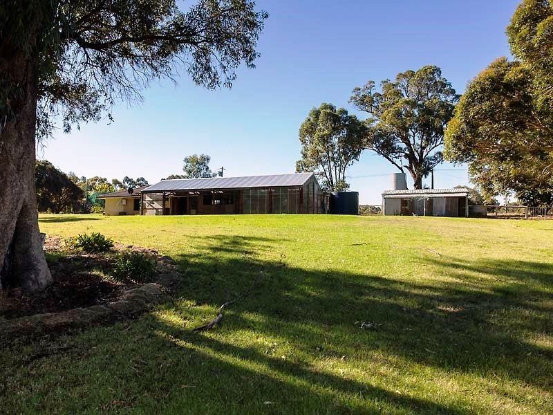 7 Winery drive, Karnup WA 6176