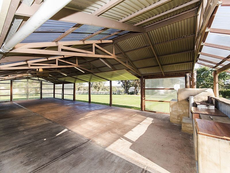 7 Winery drive, Karnup WA 6176