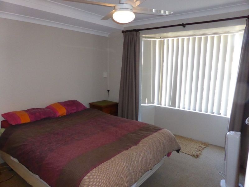 16 Maroubra Parade, Secret Harbour WA 6173