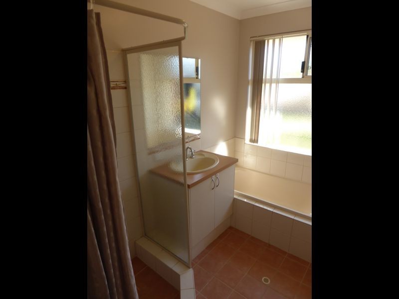 16 Maroubra Parade, Secret Harbour WA 6173