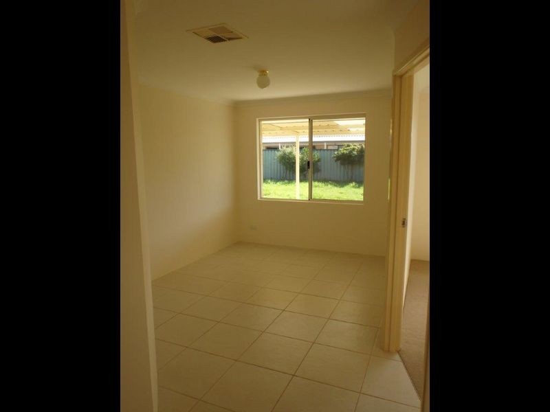31 Antonio Circuit, Port Kennedy WA 6172