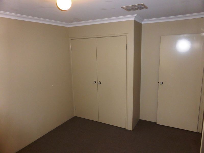 4 Champlain Road, Secret Harbour WA 6173