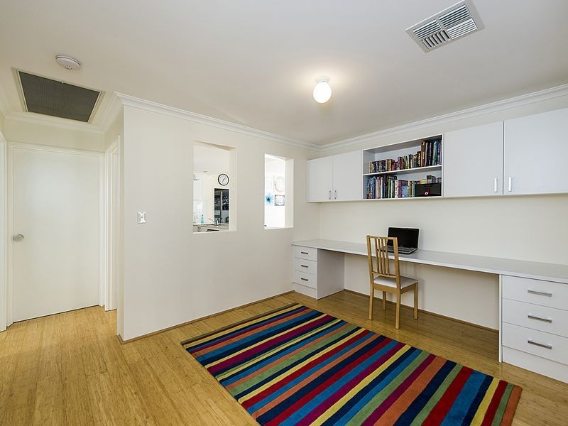 166b Safety Bay road, Shoalwater WA 6169