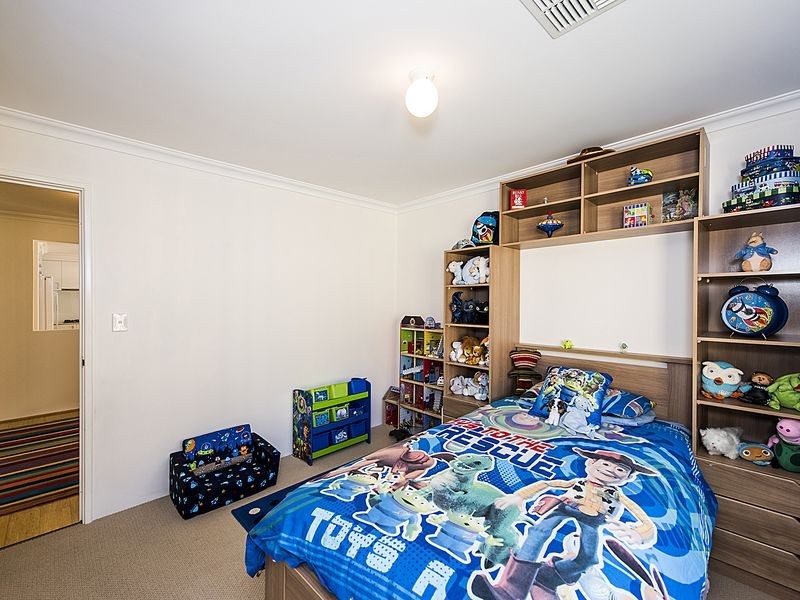 166b Safety Bay road, Shoalwater WA 6169