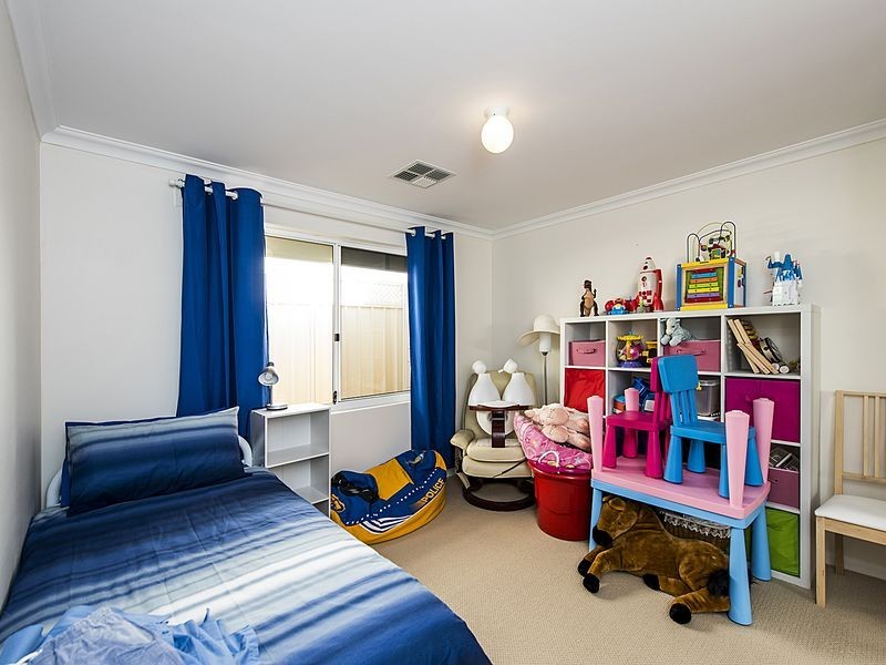 166b Safety Bay road, Shoalwater WA 6169