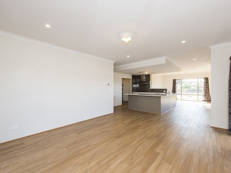 16 Ghost Gum Gardens, Baldivis WA 6171