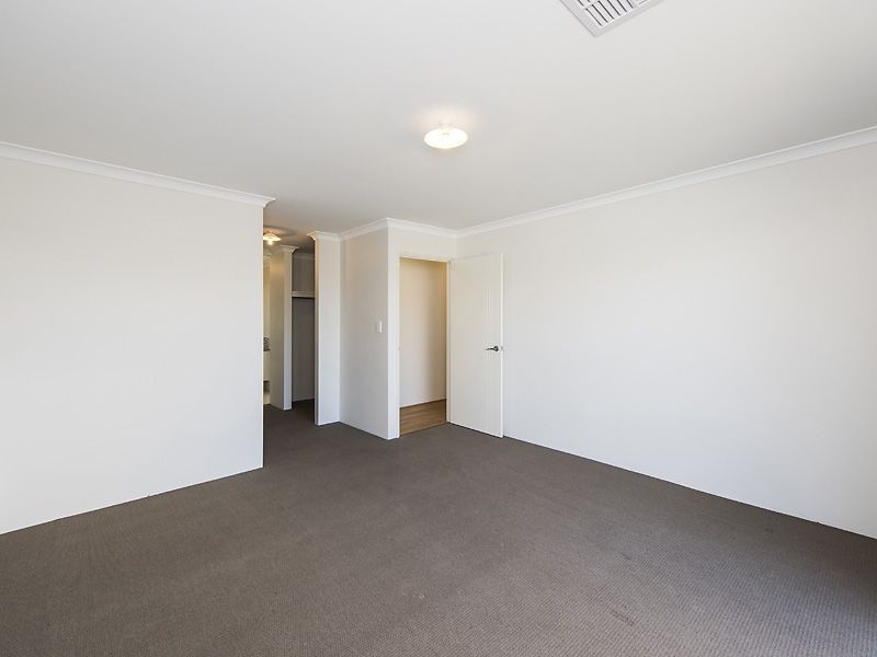 16 Ghost Gum Gardens, Baldivis WA 6171