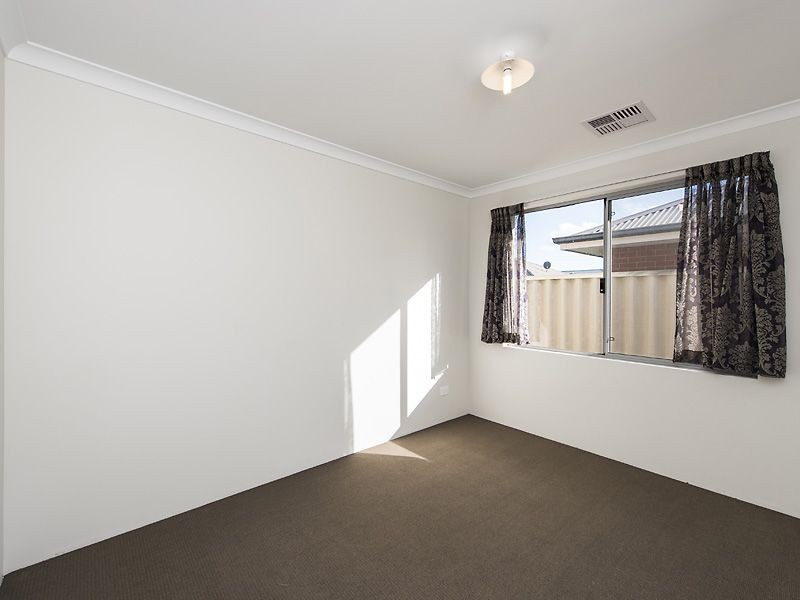 16 Ghost Gum Gardens, Baldivis WA 6171