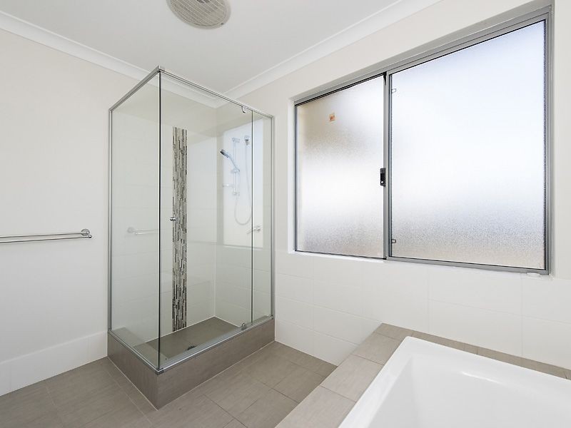 16 Ghost Gum Gardens, Baldivis WA 6171